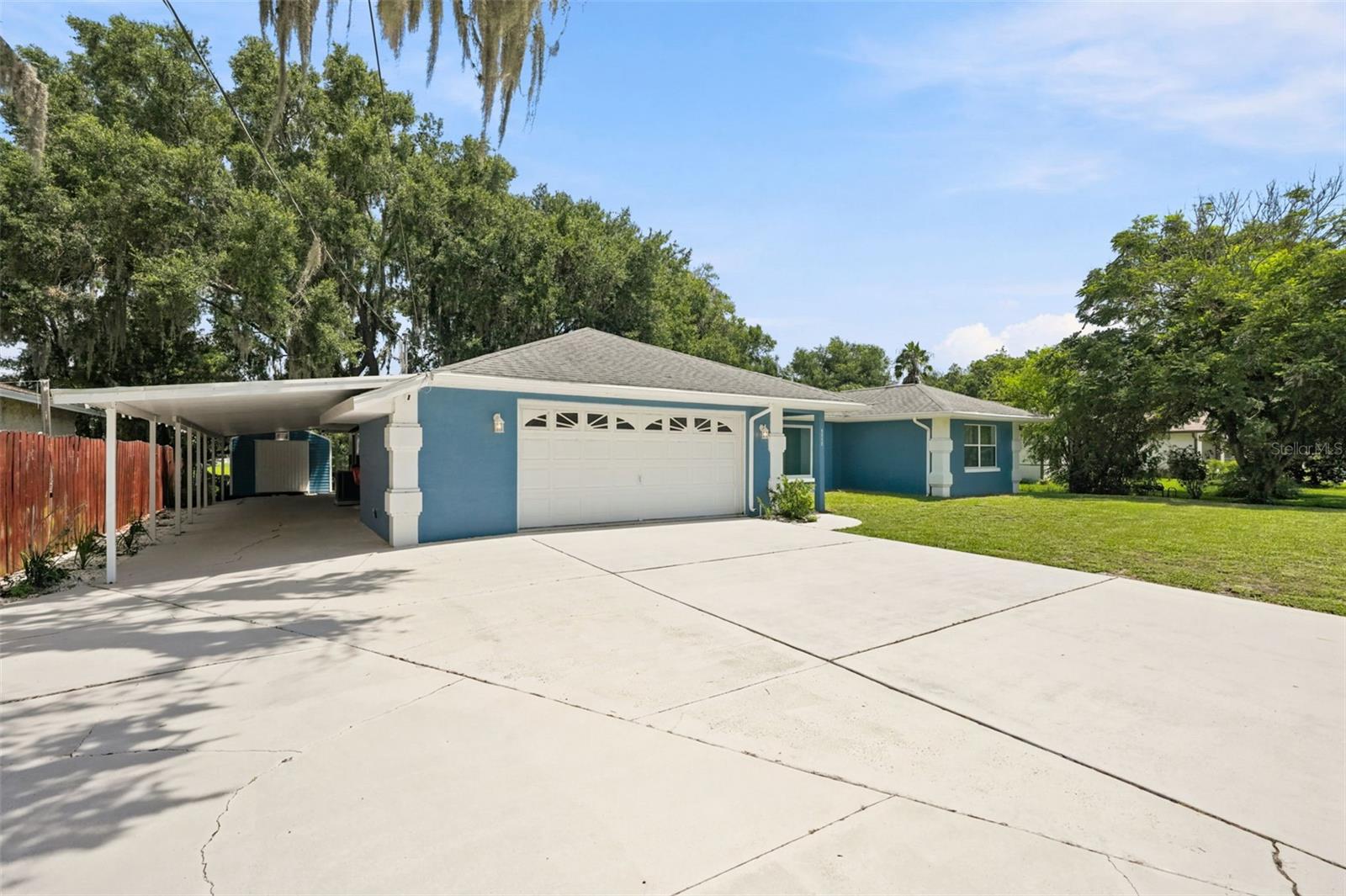 LOCKSHIRE PARK REP - Residential