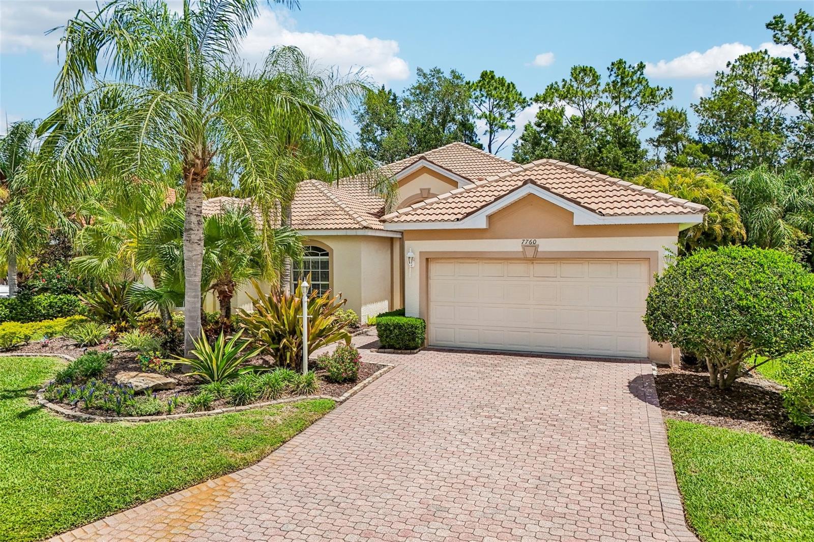 LAKEWOOD RANCH CC SP D UN 3B &4 - Residential