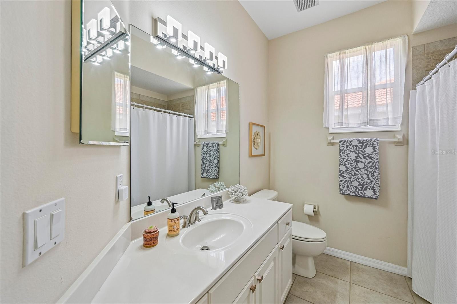 LAKEWOOD RANCH CC SP D UN 3B &4 - Residential