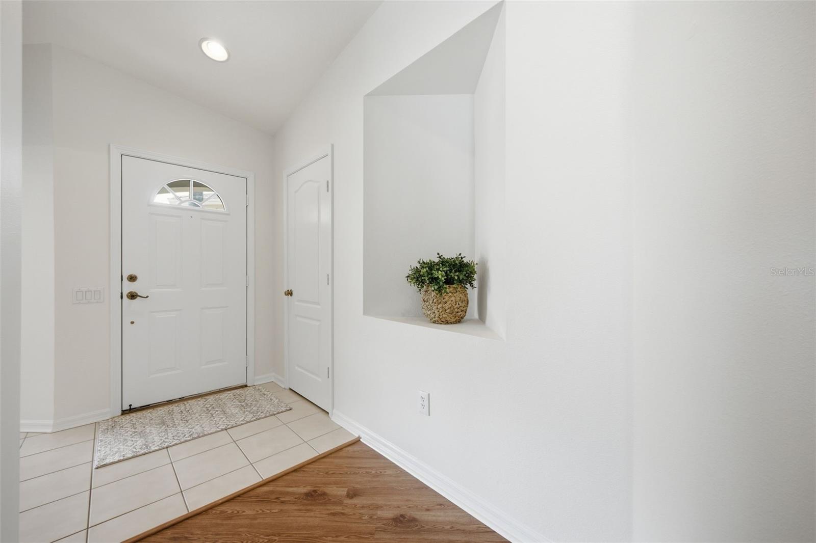 LEXINGTON OAKS VILLAGE 25 26 - Residential