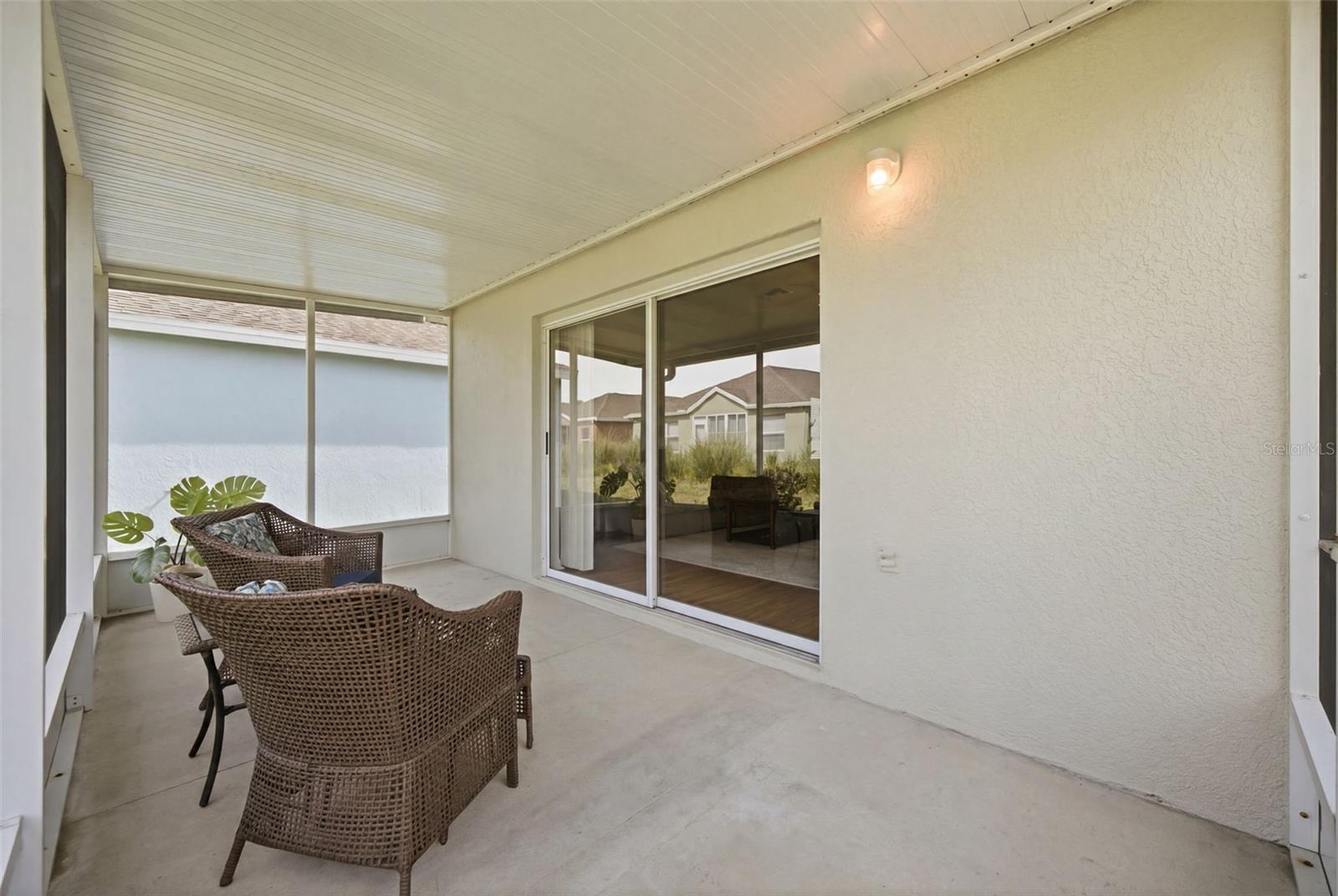 LEXINGTON OAKS VILLAGE 25 26 - Residential