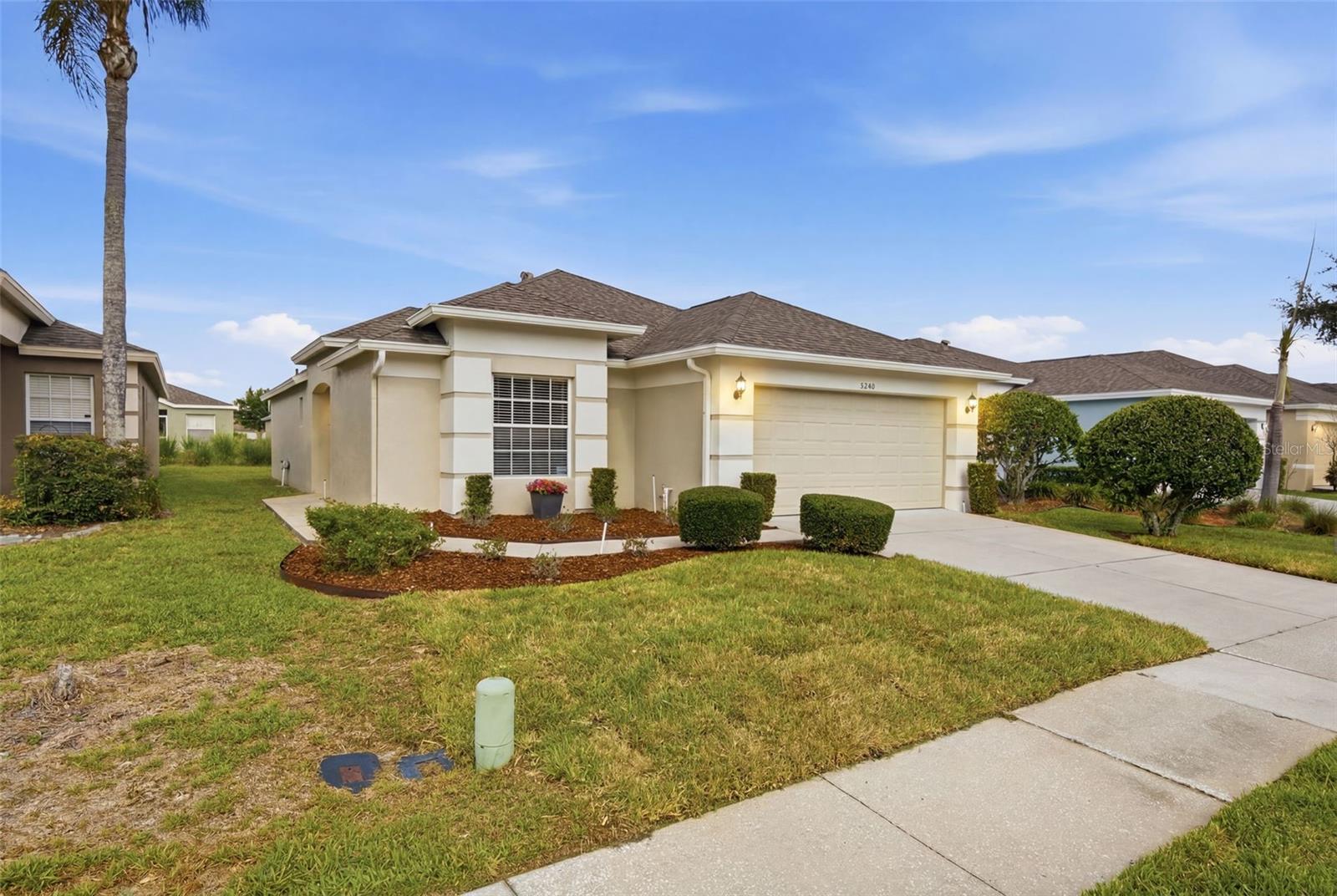 LEXINGTON OAKS VILLAGE 25 26 - Residential