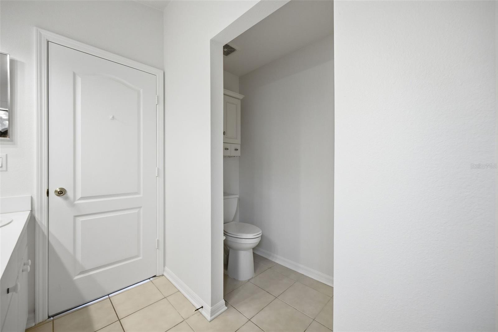 LEXINGTON OAKS VILLAGE 25 26 - Residential