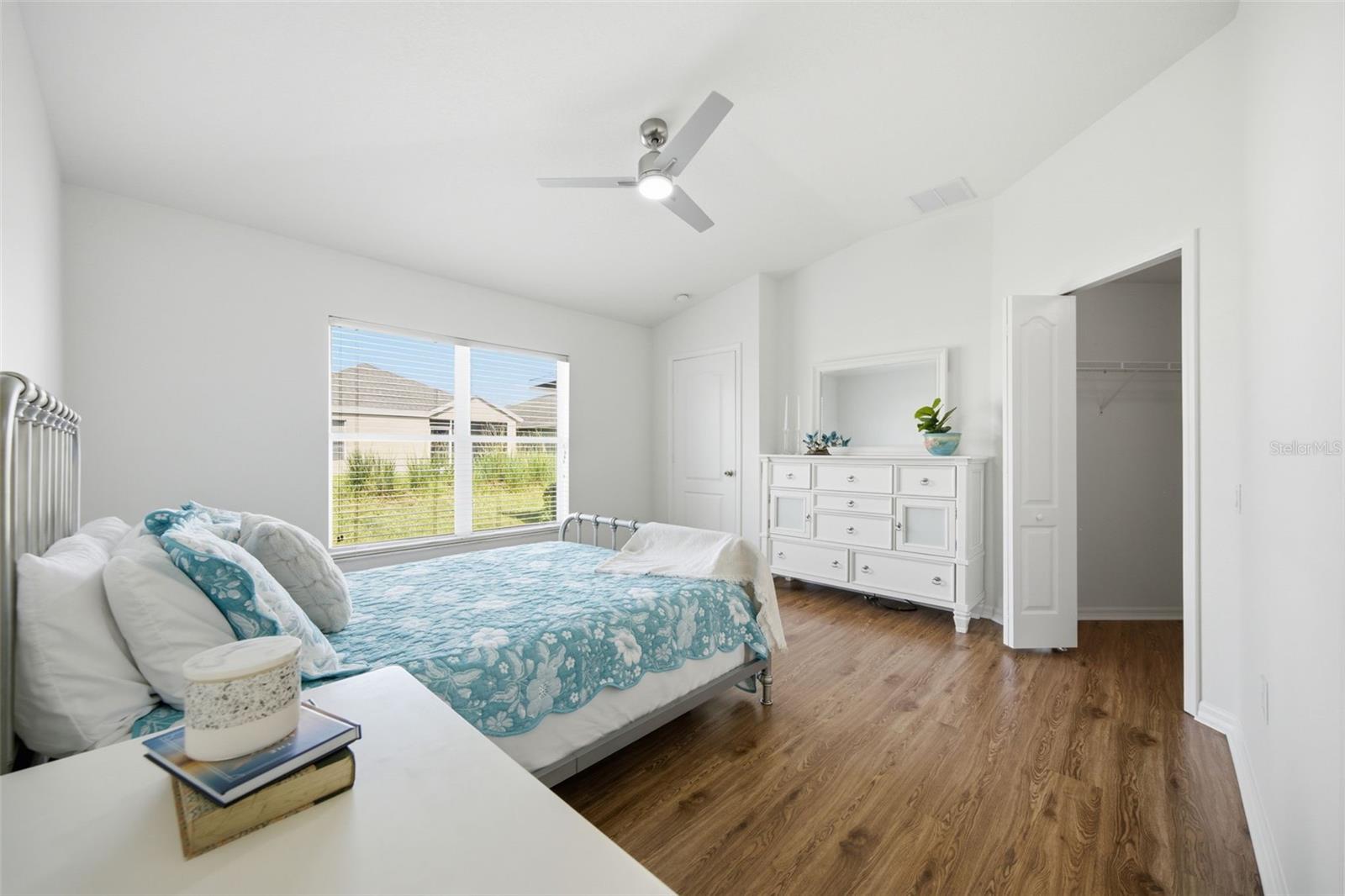 LEXINGTON OAKS VILLAGE 25 26 - Residential