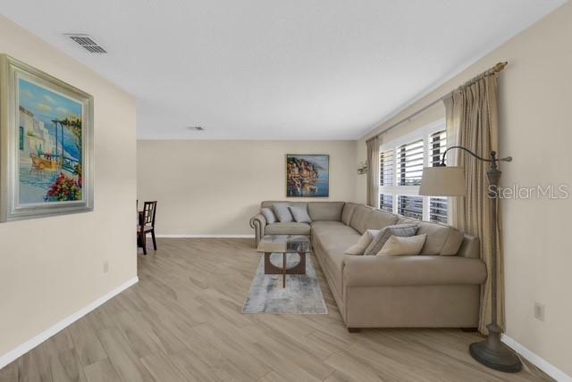 HOWELL COVE 3RD SEC - Residential