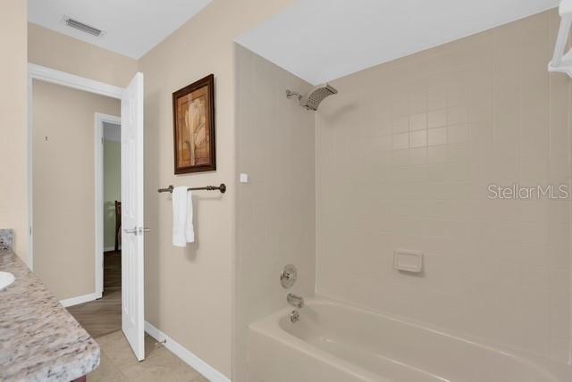 HOWELL COVE 3RD SEC - Residential