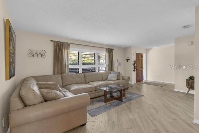 HOWELL COVE 3RD SEC - Residential