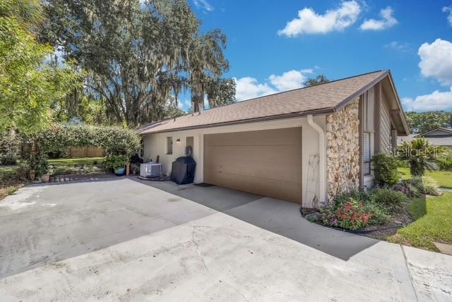HOWELL COVE 3RD SEC - Residential