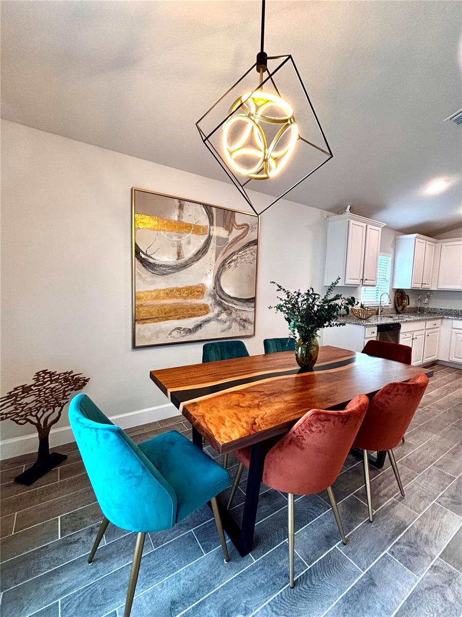 SUMMER CHASE - Residential