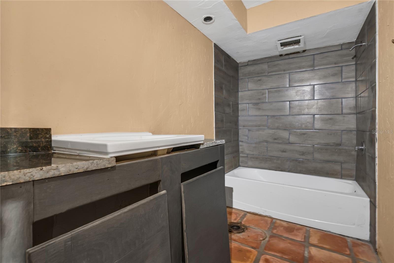 HILLCREST HEIGHTS 2ND ADD - Residential