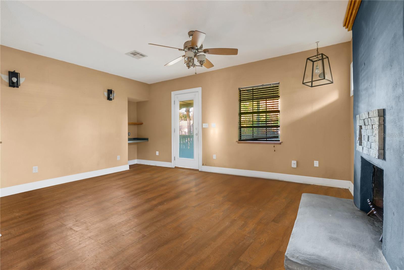 HILLCREST HEIGHTS 2ND ADD - Residential