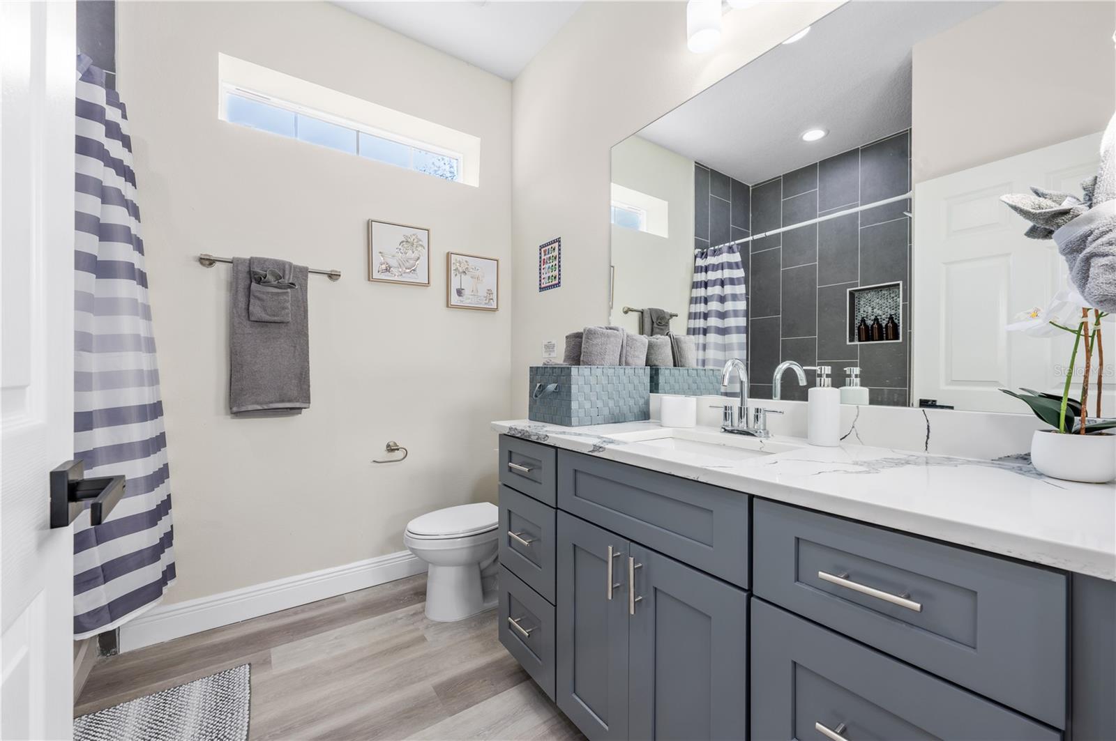 OAKLAND HILLS - Residential