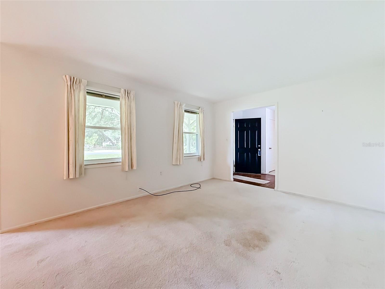 SLEEPY HOLLOW - Residential