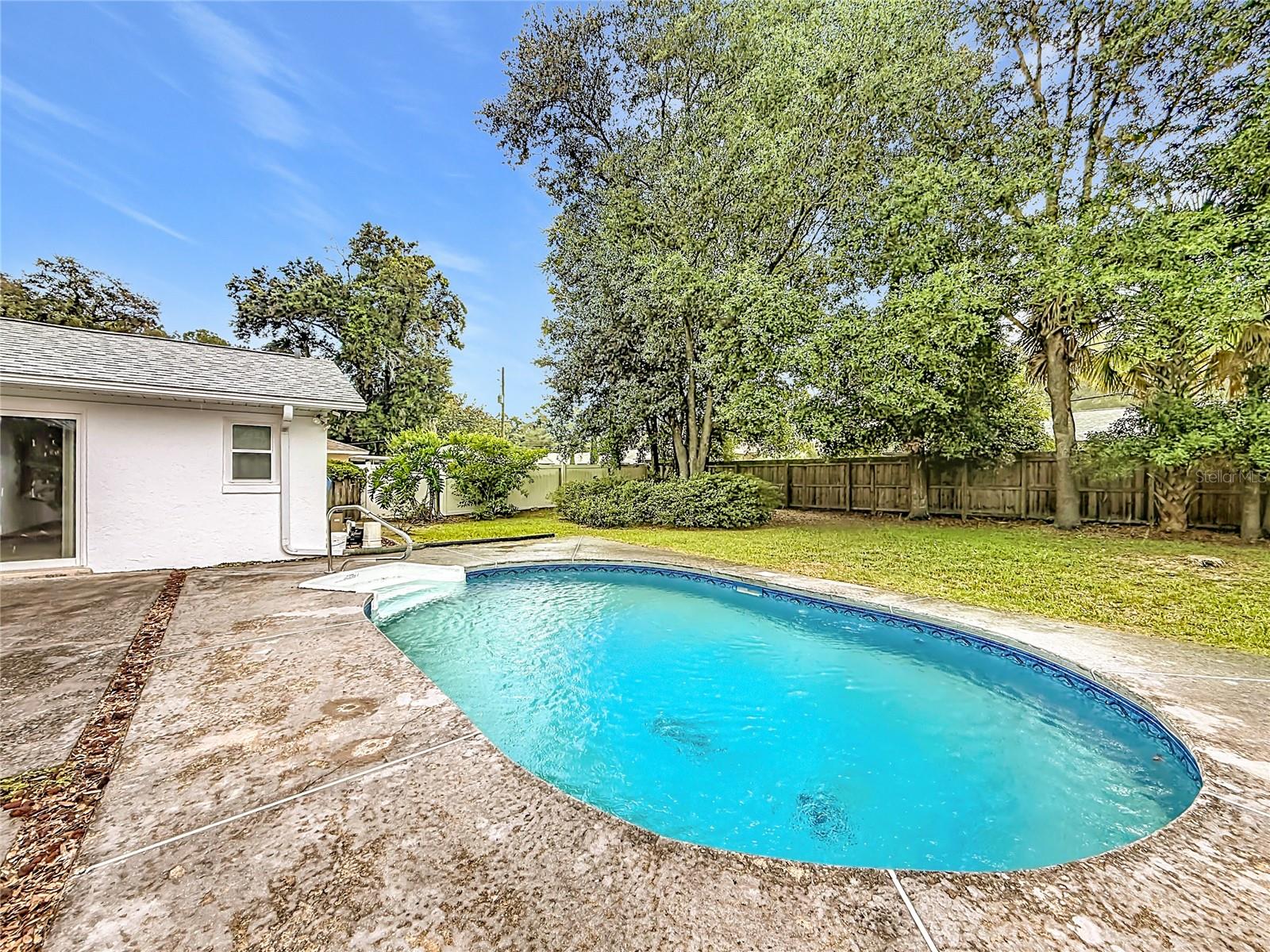 SLEEPY HOLLOW - Residential