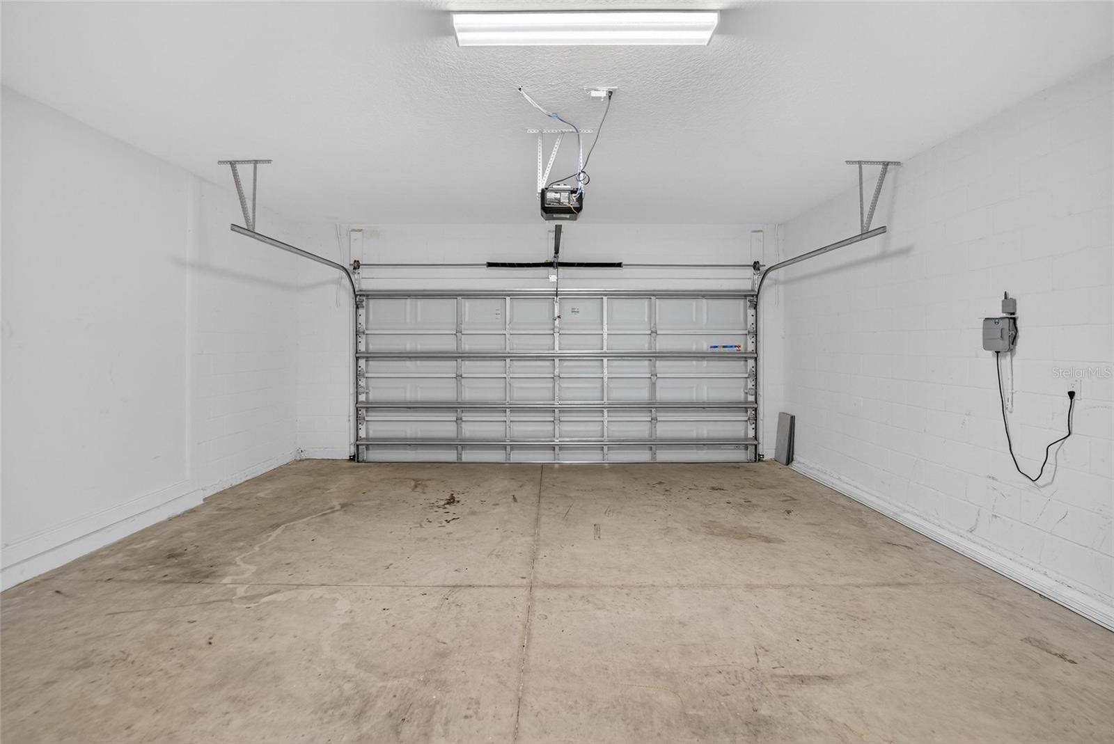WYNDFIELDS PH 1A & 1A1 - Residential Lease