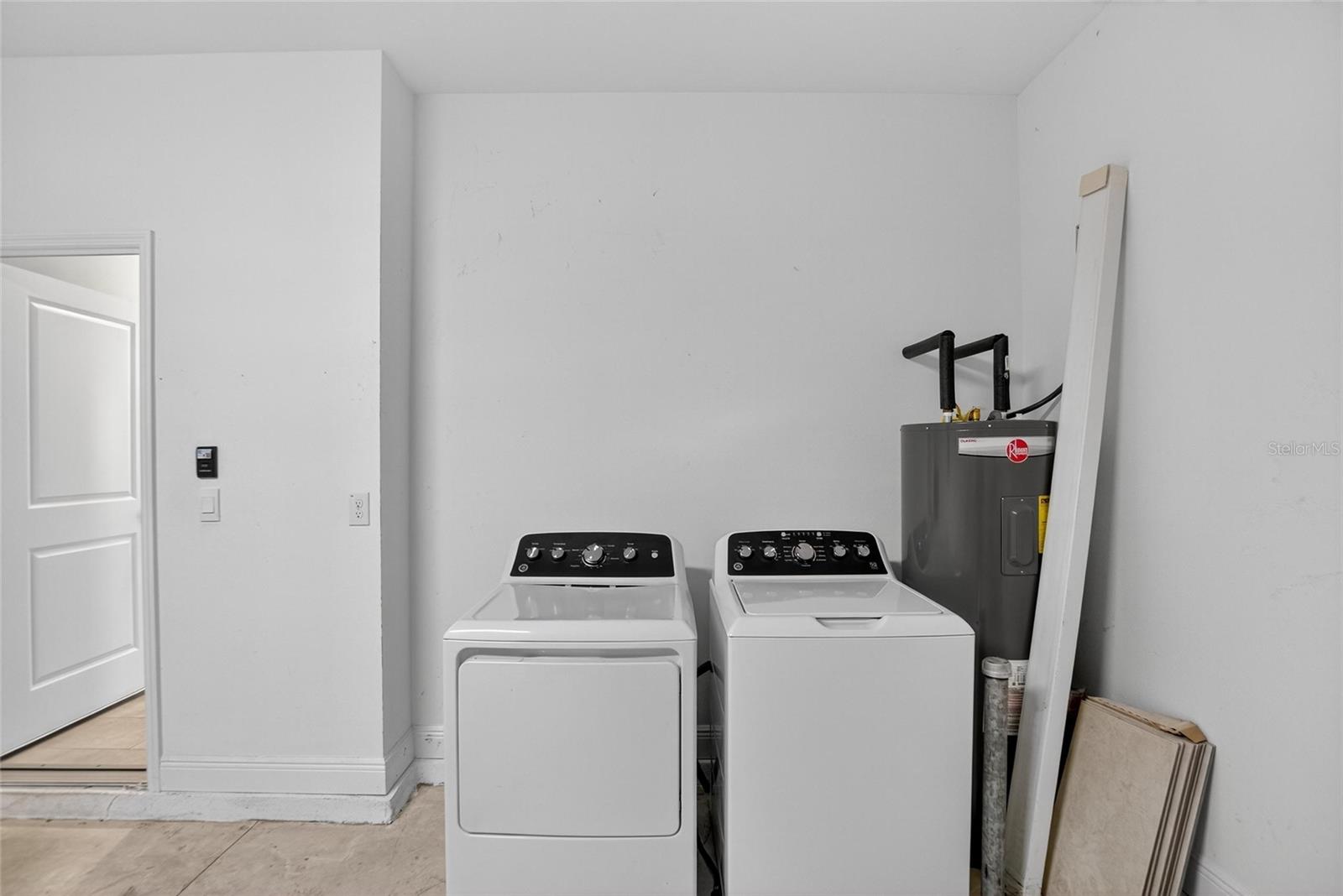 WYNDFIELDS PH 1A & 1A1 - Residential Lease