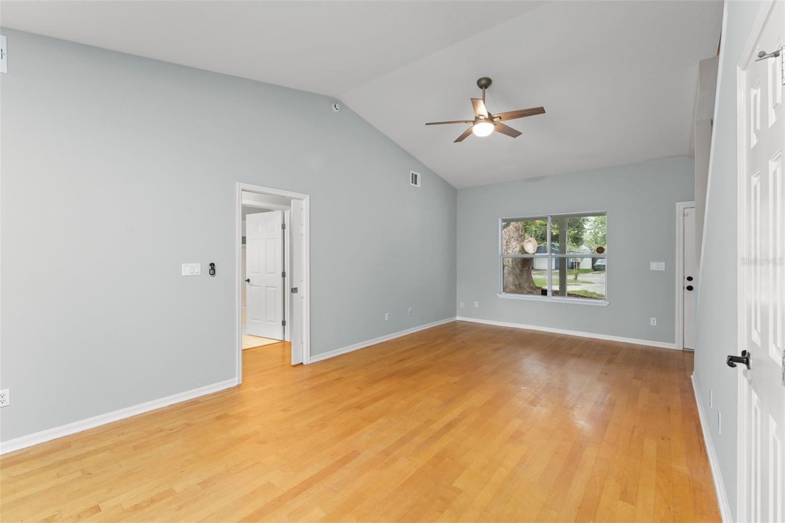 COLLEGE PARK CC SEC - Residential