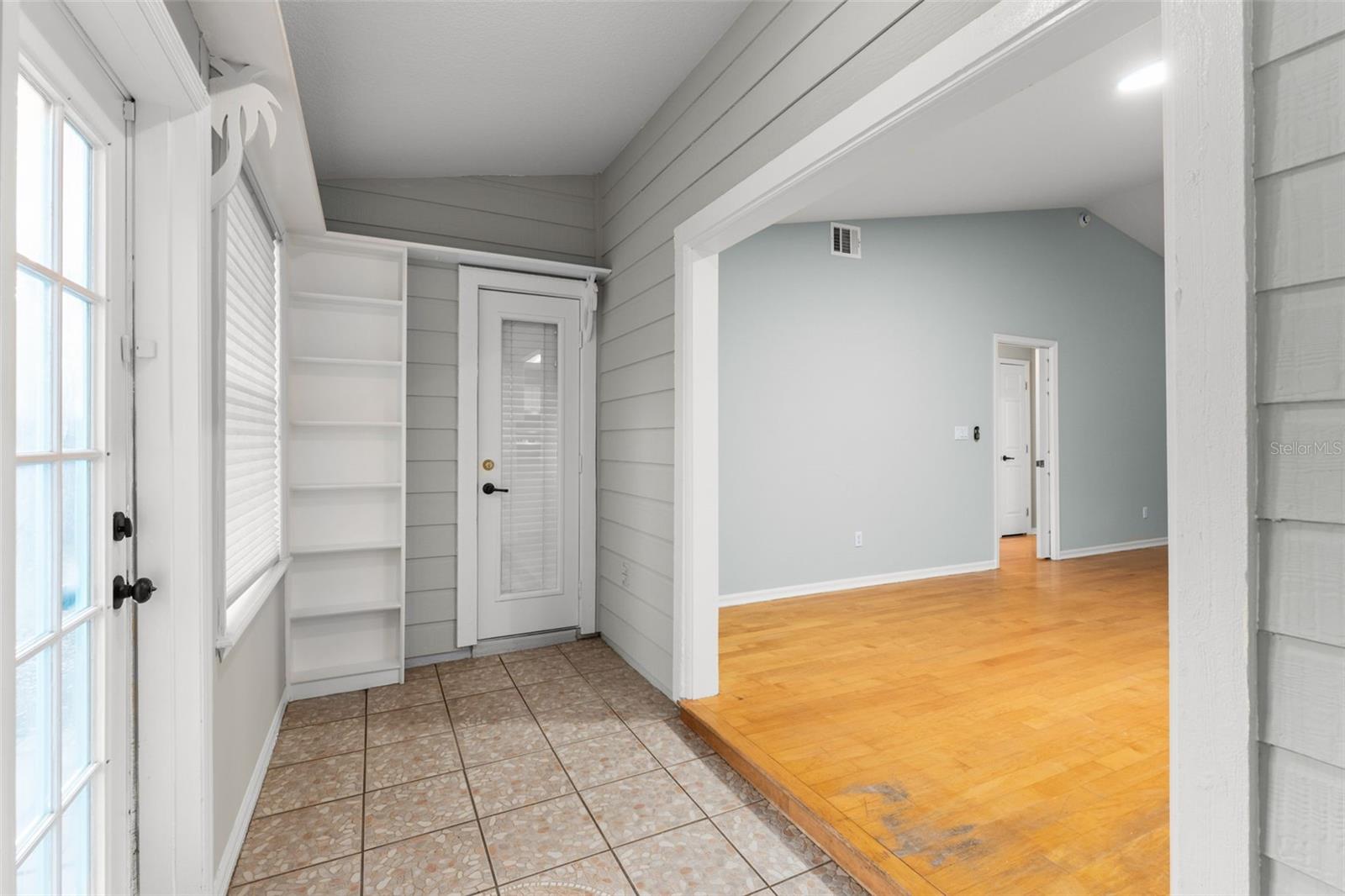 COLLEGE PARK CC SEC - Residential