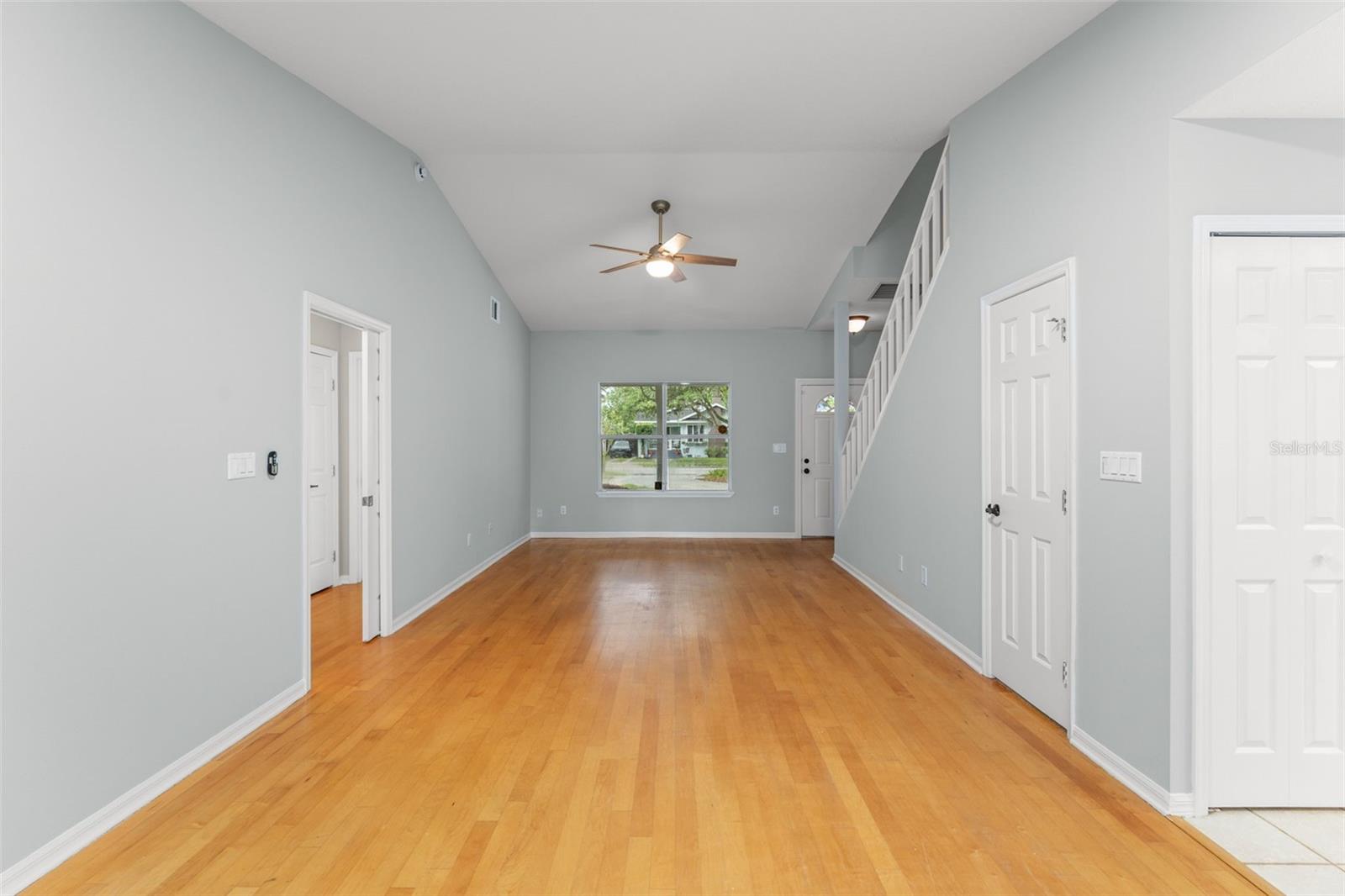 COLLEGE PARK CC SEC - Residential
