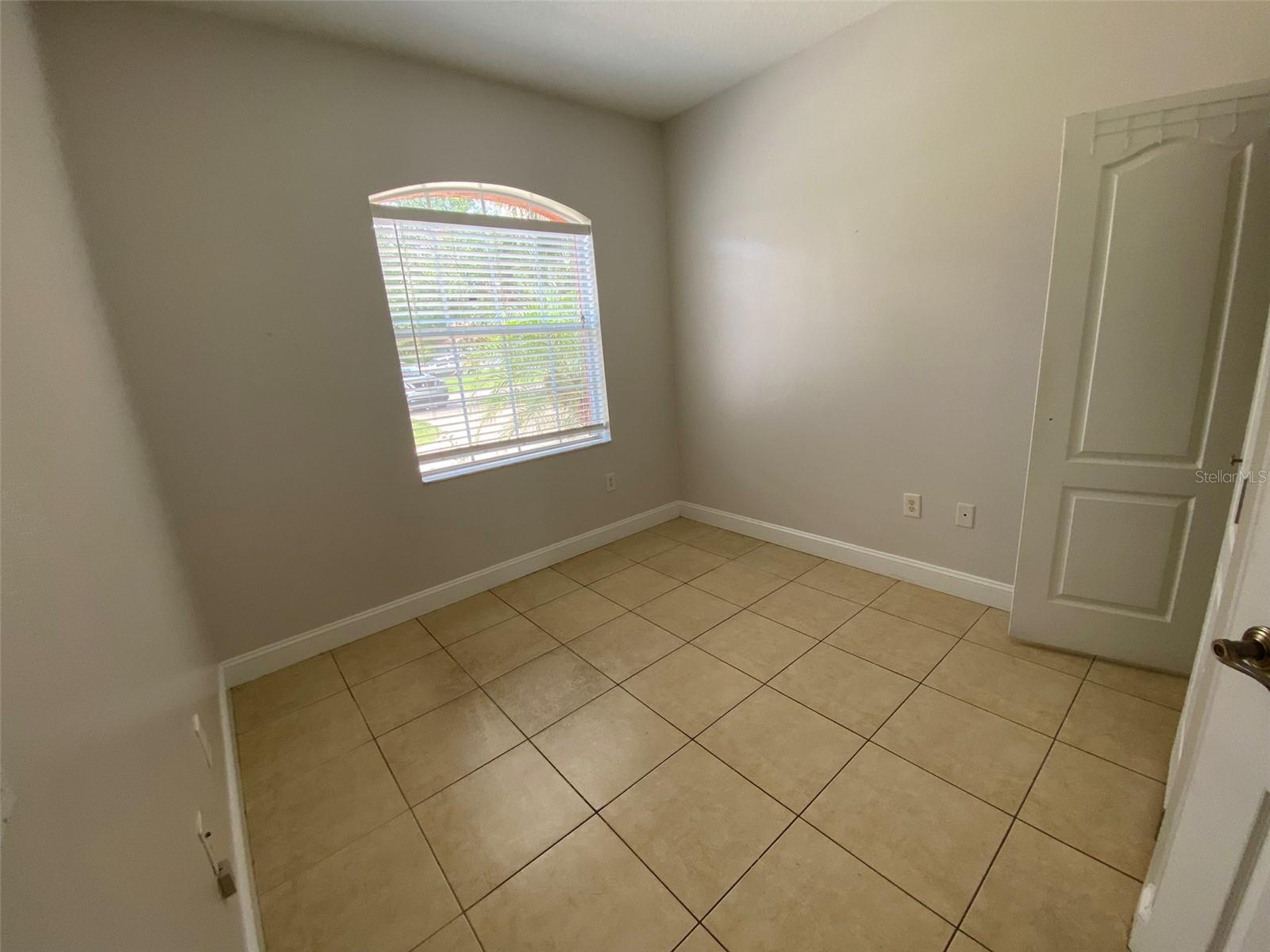 EUSTIS PINE MEADOWS COUNTRY CLUB ESTATES - Residential Lease