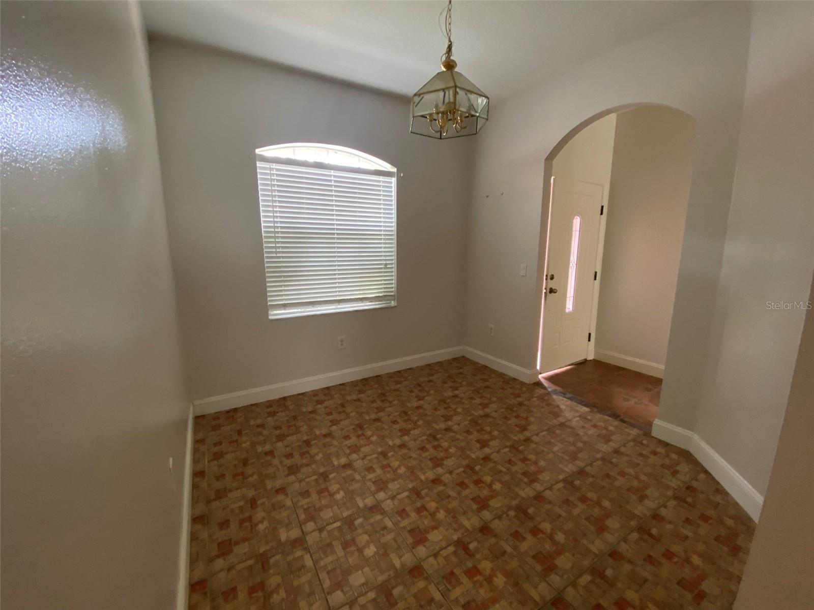 EUSTIS PINE MEADOWS COUNTRY CLUB ESTATES - Residential Lease