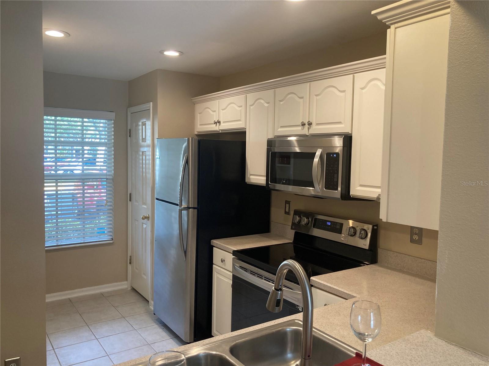 WATERFORD TWNHMS - Residential Lease