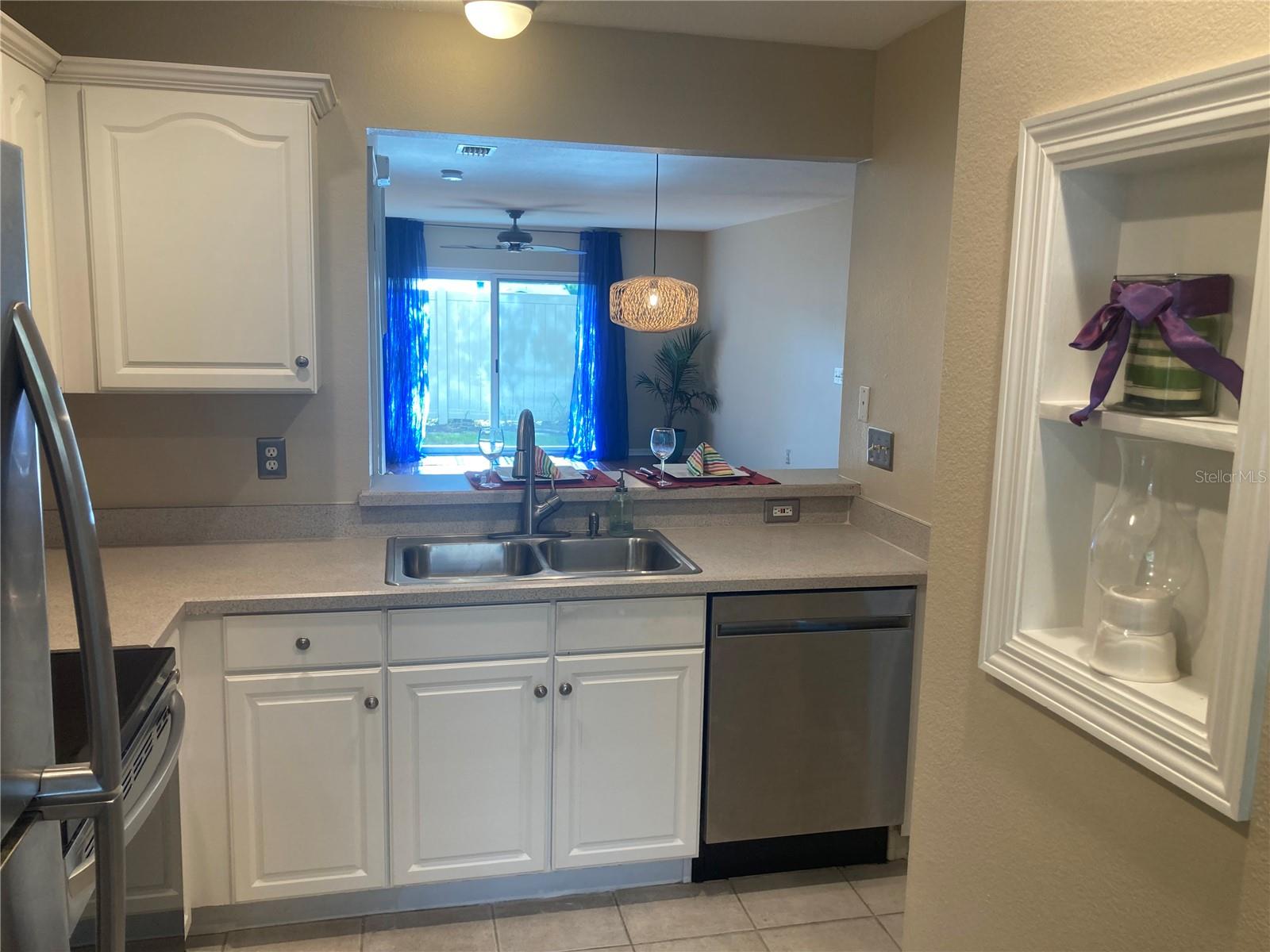 WATERFORD TWNHMS - Residential Lease