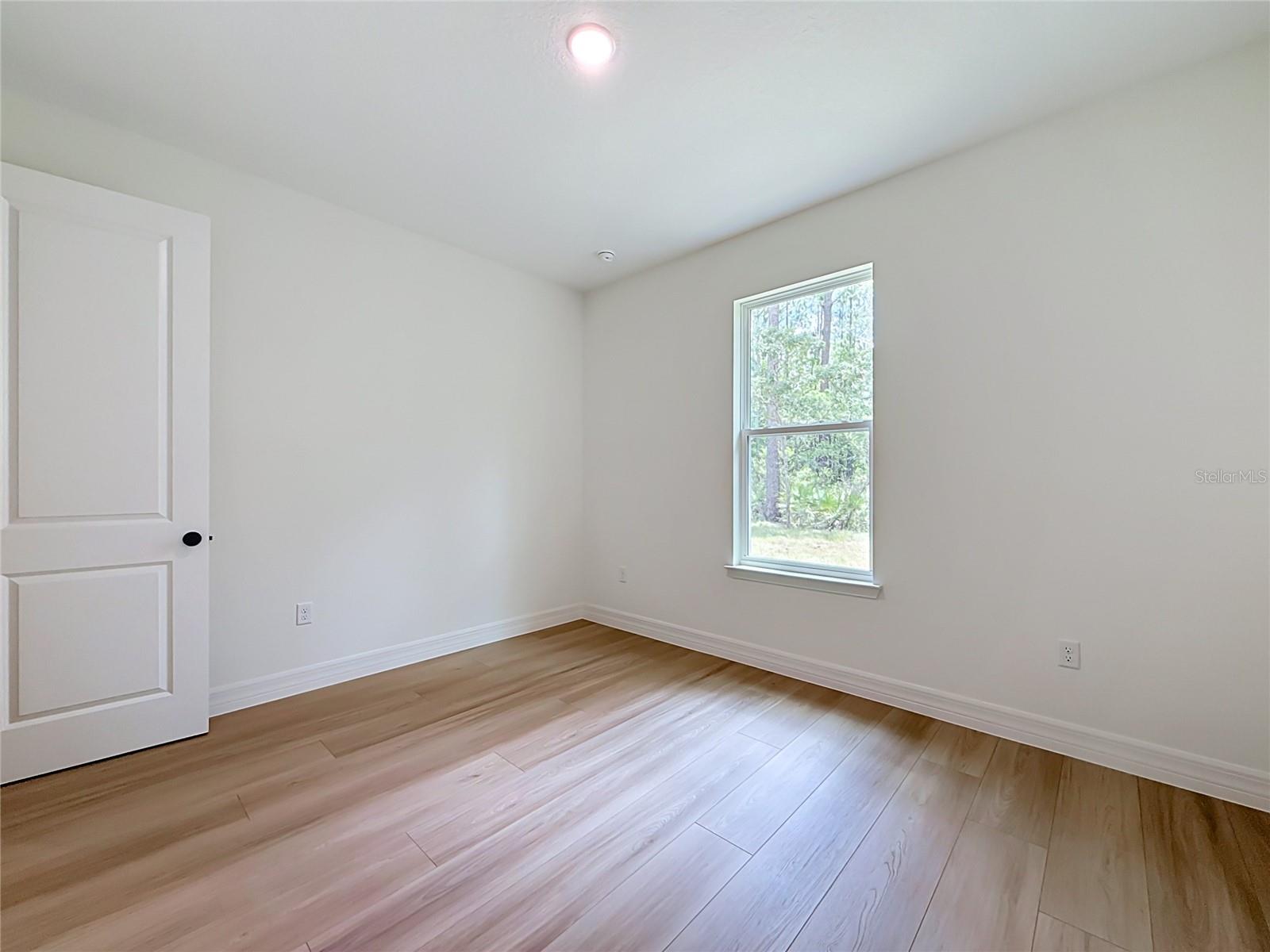 ROYAL TRAILS UNIT 01 - Residential