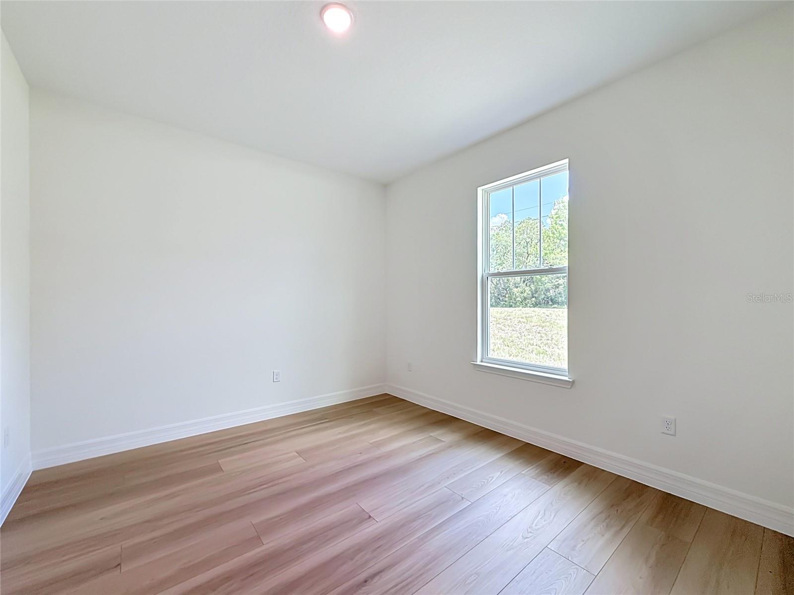 ROYAL TRAILS UNIT 01 - Residential