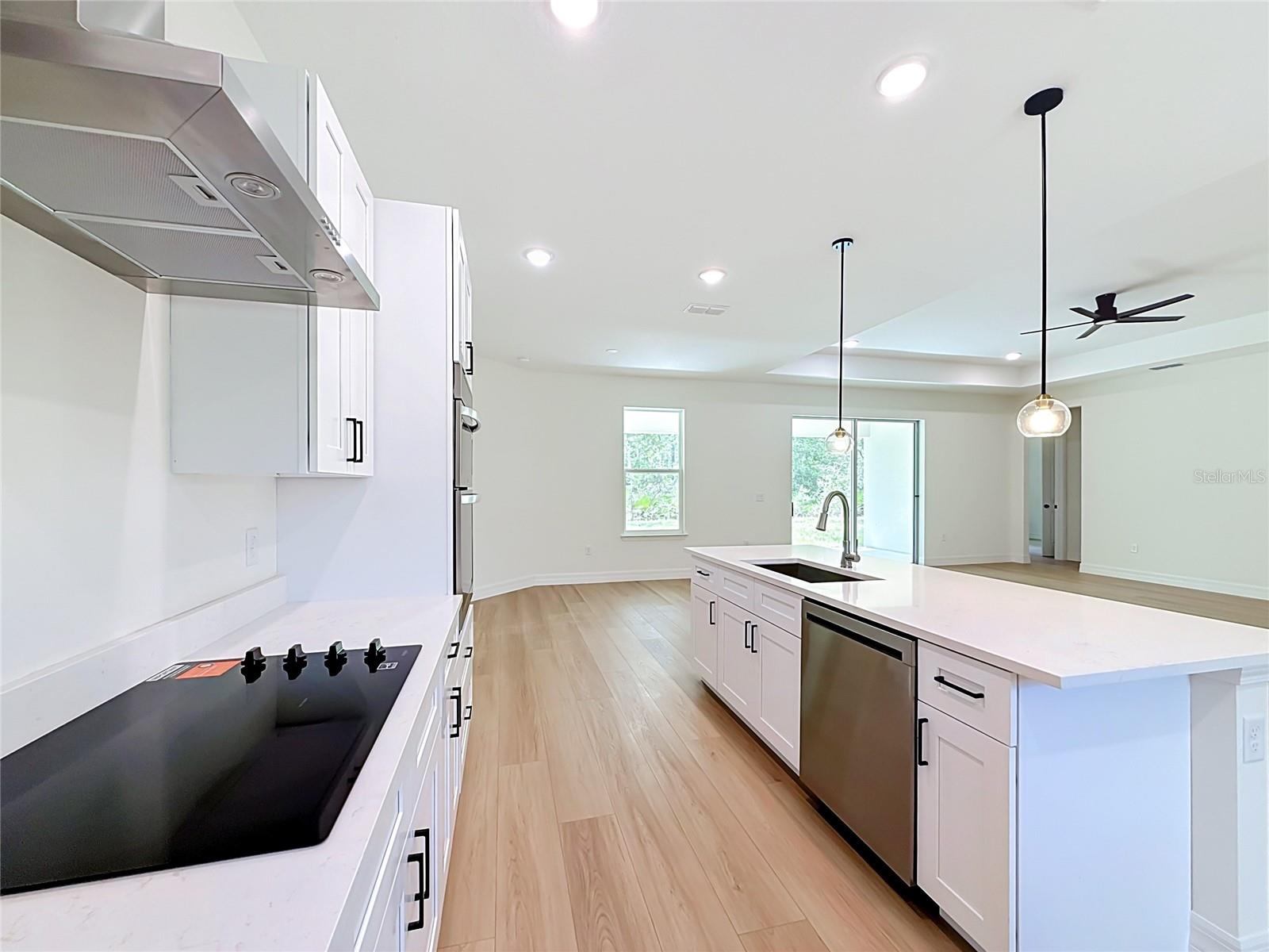ROYAL TRAILS UNIT 01 - Residential
