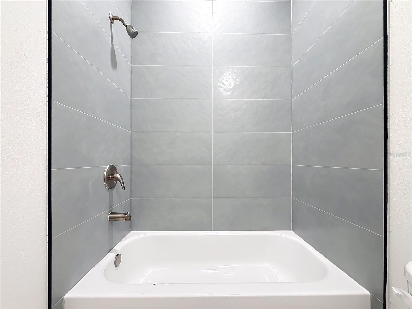 ROYAL TRAILS UNIT 01 - Residential