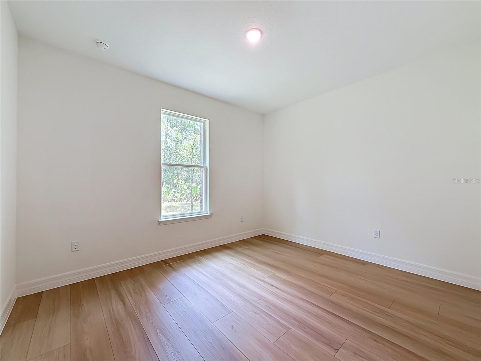 ROYAL TRAILS UNIT 01 - Residential
