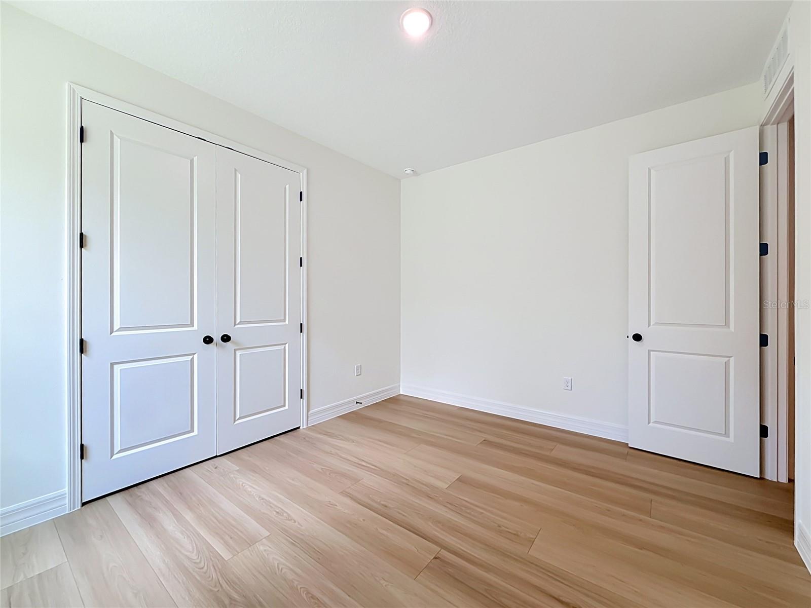 ROYAL TRAILS UNIT 01 - Residential