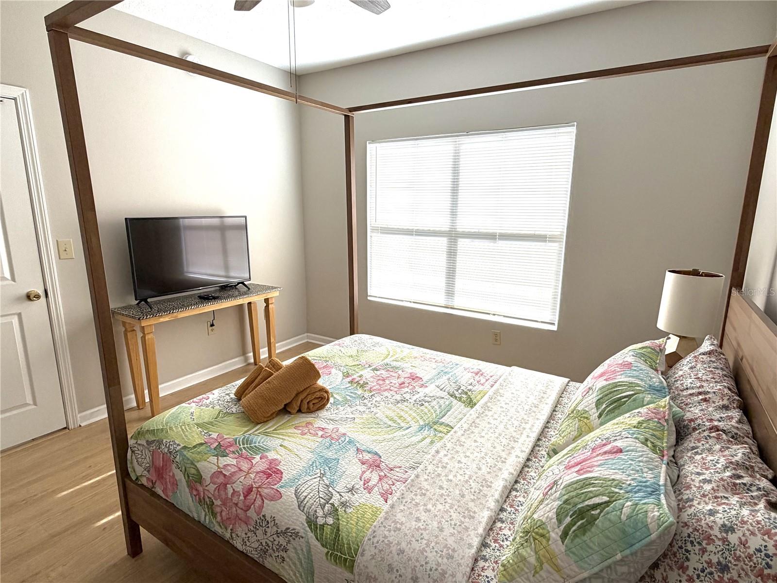 BEACHWAY CONDOS - Residential