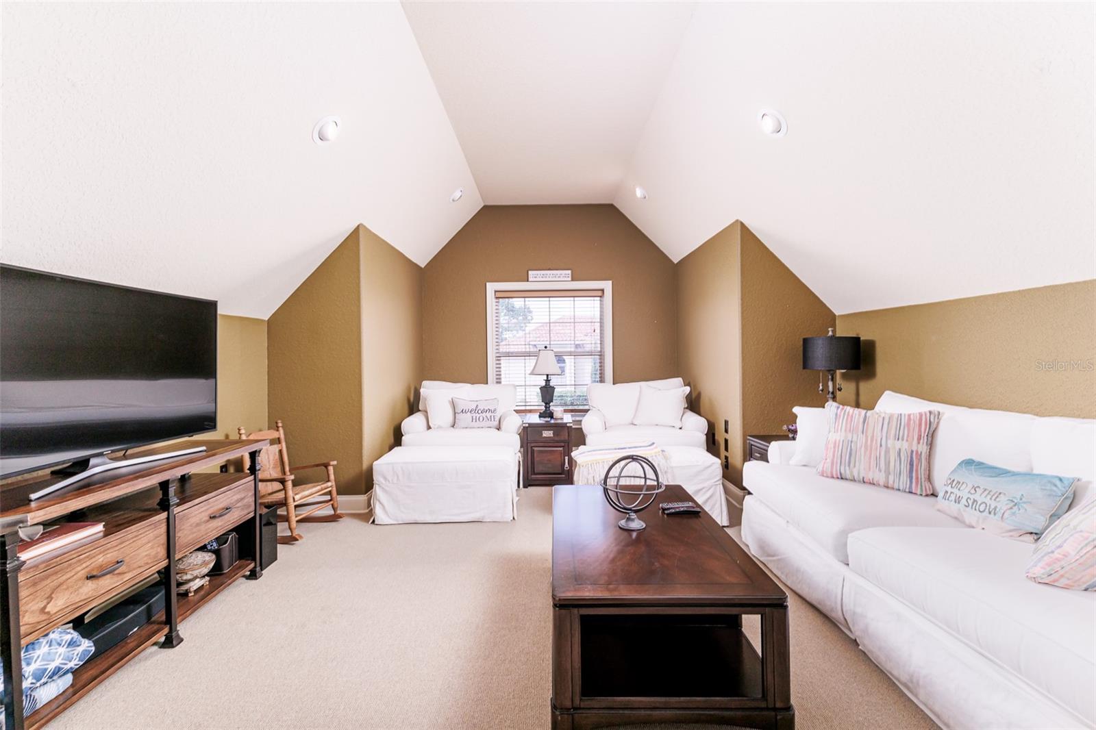 EAGLEBROOKE PH 02 - Residential