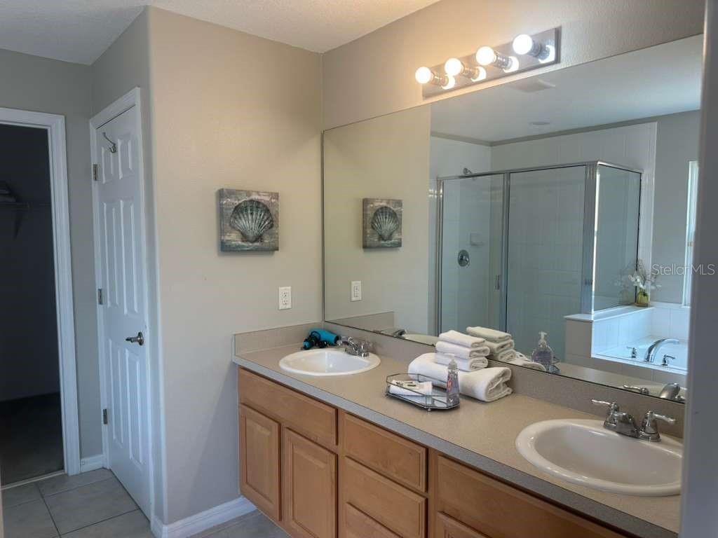 AVIANA PH 01 - Residential