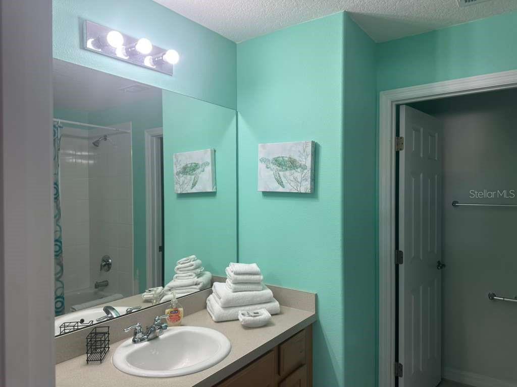 AVIANA PH 01 - Residential
