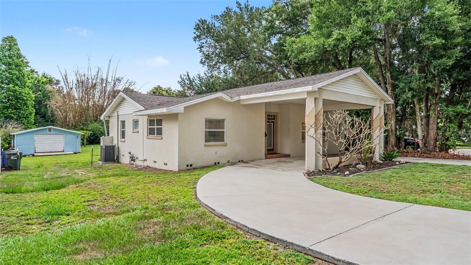 CRESCENT PARK - Residential