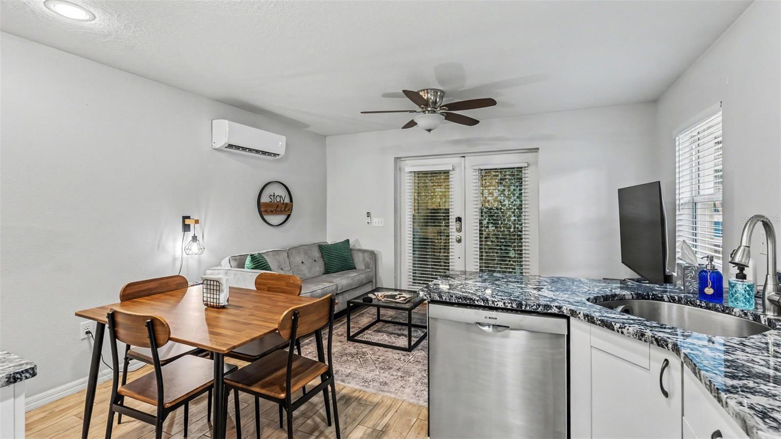 CRESCENT PARK - Residential