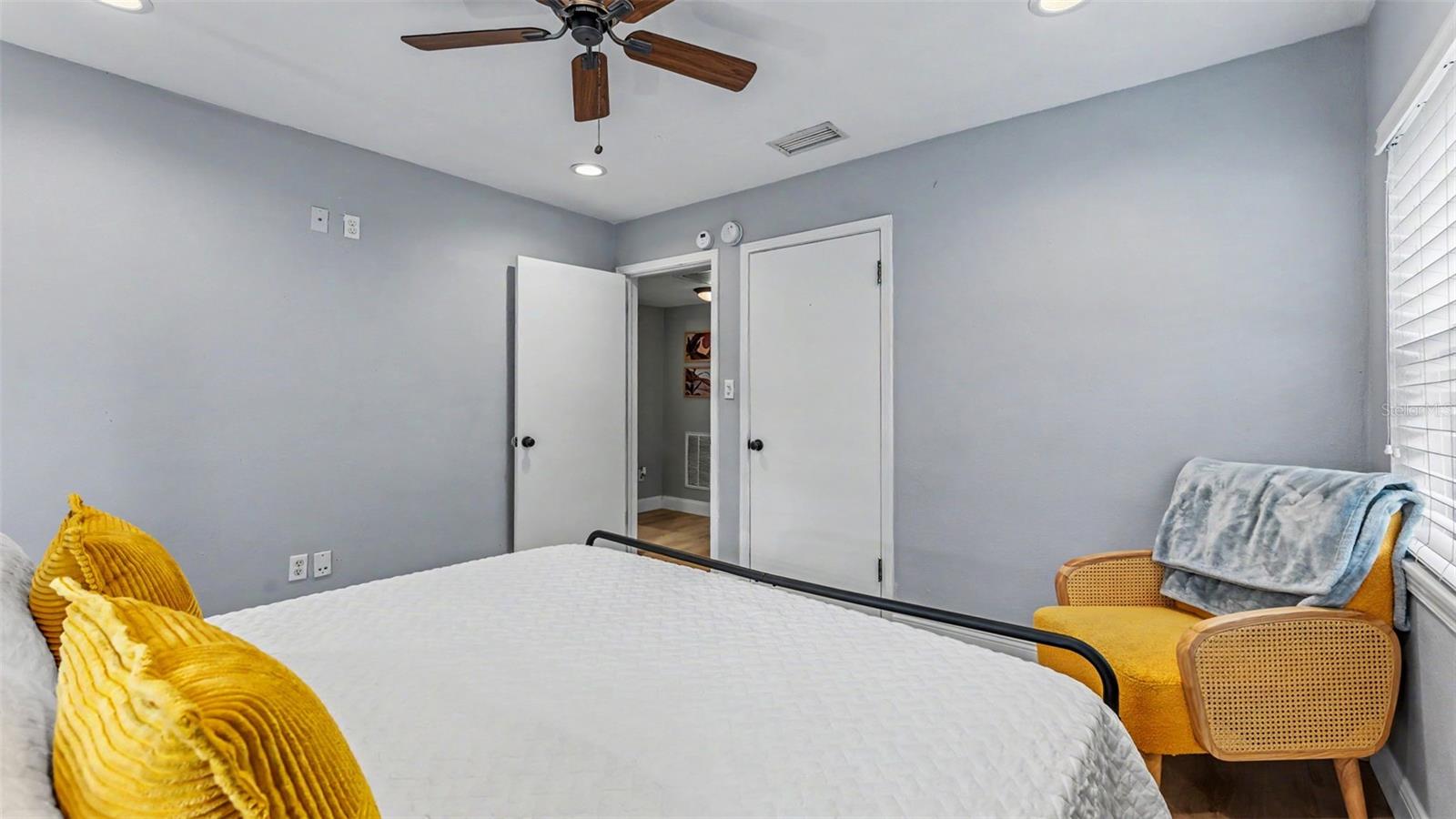 CRESCENT PARK - Residential