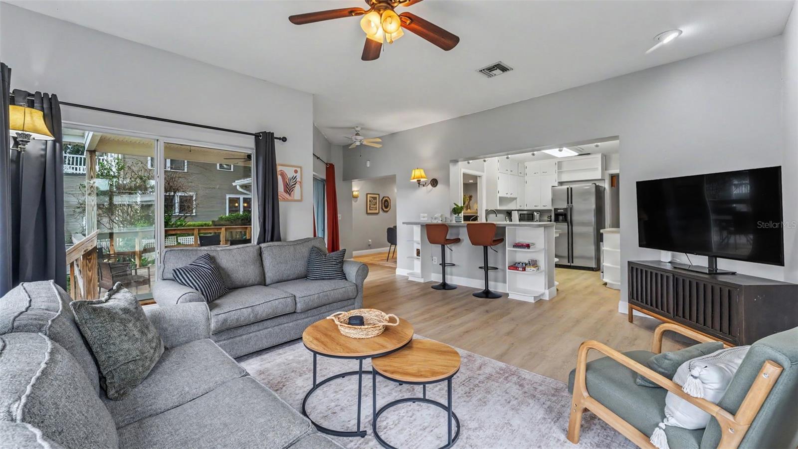 CRESCENT PARK - Residential