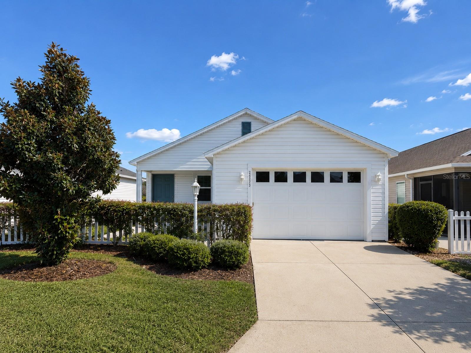 Beautiful 2-Bedroom Villa in Marsh Bend | Unfurnished | Available Now

Welcome home to this impeccably maintained 2-bedroom, 1-bathroom villa in the highly desirable Marsh Bend neighborhood of The Villages' South area. This unfurnished home is move-in ready and features an open-concept floor plan, like-new carpeting, updated finishes, modern appliances, and a spacious one-car garage.

The oversized bathroom offers extra space for additional furniture or storage and includes a large linen closet for added convenience.

Enjoy one of the best locations in The Villages! Just minutes from Magnolia Plaza for everyday shopping, dining, groceries, and pharmacy needs, as well as the Everglades Recreation Center, featuring a resort-style pool, fitness facilities, pickleball, walking trails, nature paths, and numerous clubs and activities. You're also a short golf cart ride to Sawgrass Grove, Brownwood Paddock Square, Eastport, and The Green at Fenney, where you'll enjoy nightly entertainment, restaurants, shopping, golf, and more.

Rent includes: Lawn care, landscaping, pest control, trash service, and water.

Tenant is responsible for: Electricity, gas, internet/Wi-Fi, and renter's insurance.

Available for a long-term lease (one year preferred). Immediate occupancy available.

Experience the best of The Villages lifestyle from one of its most sought-after locations!