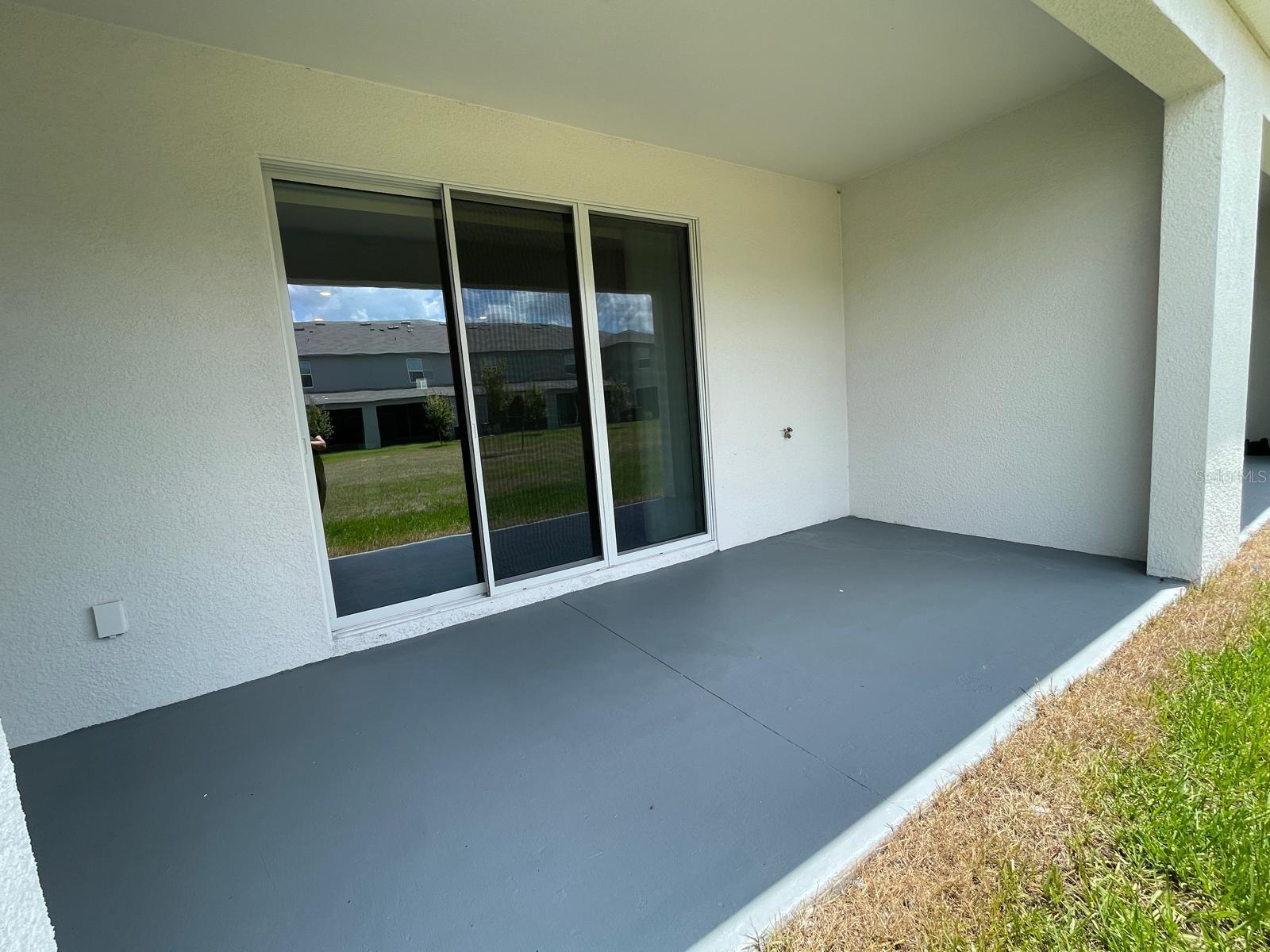 AVALON PARK WEST-NORTH PH 2 4 5 - Residential Lease