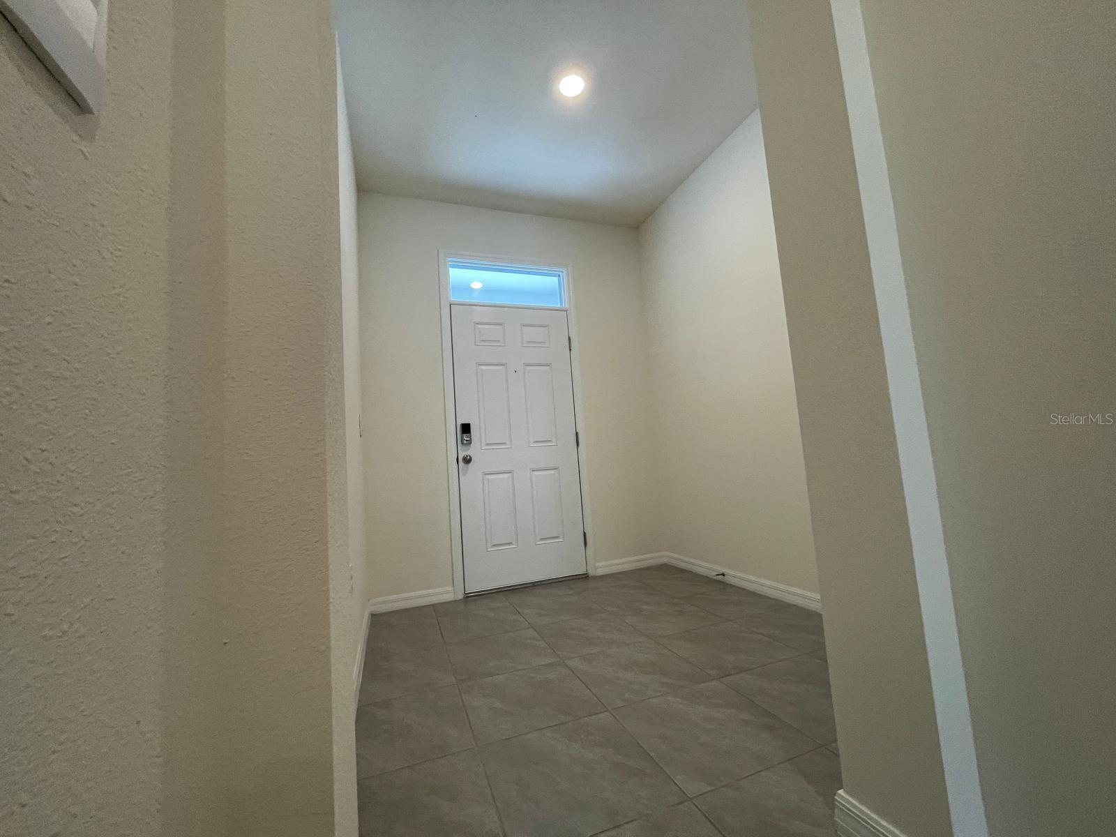 AVALON PARK WEST-NORTH PH 2 4 5 - Residential Lease