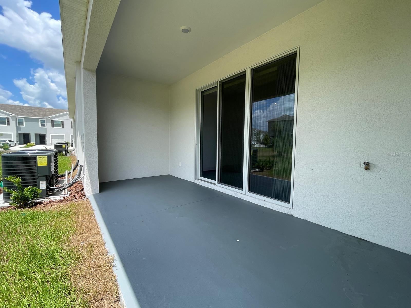 AVALON PARK WEST-NORTH PH 2 4 5 - Residential Lease