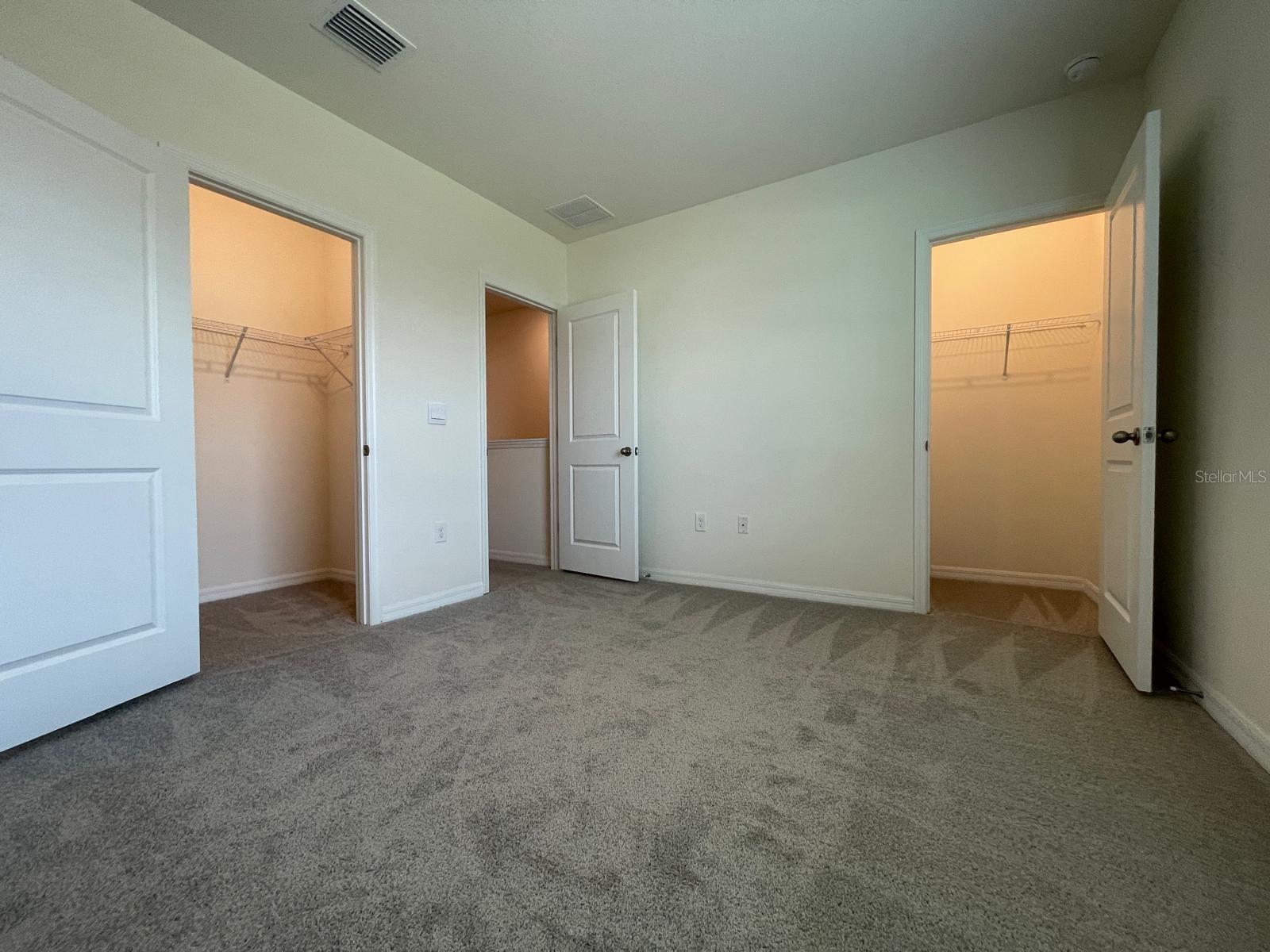 AVALON PARK WEST-NORTH PH 2 4 5 - Residential Lease