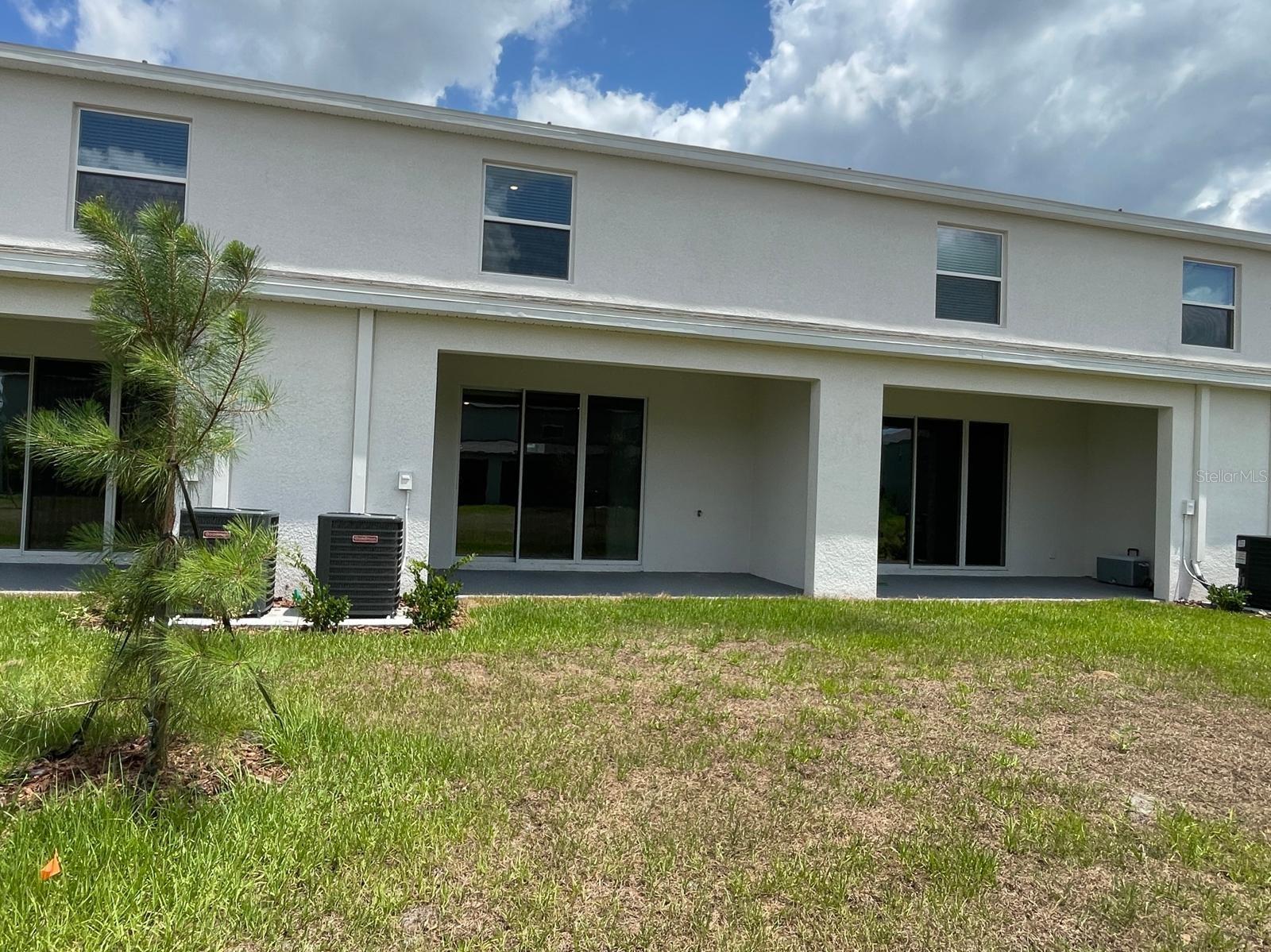 AVALON PARK WEST-NORTH PH 2 4 5 - Residential Lease