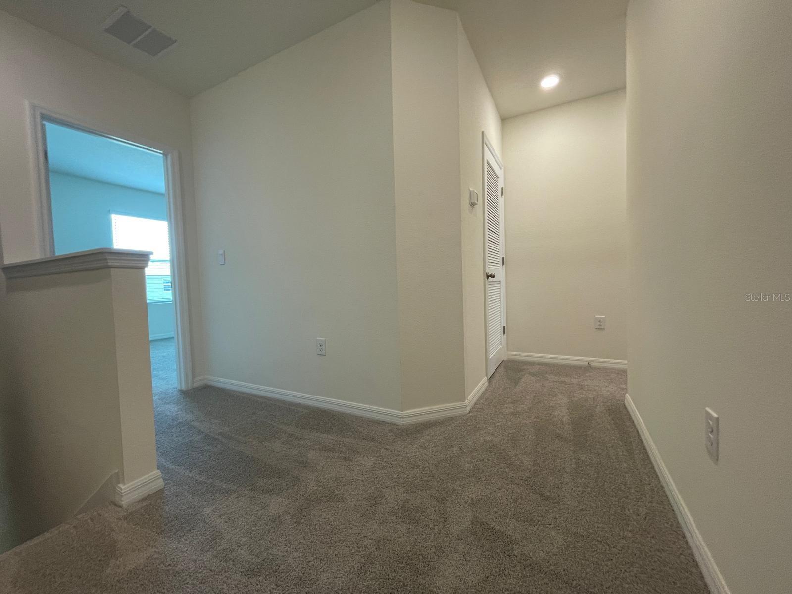 AVALON PARK WEST-NORTH PH 2 4 5 - Residential Lease