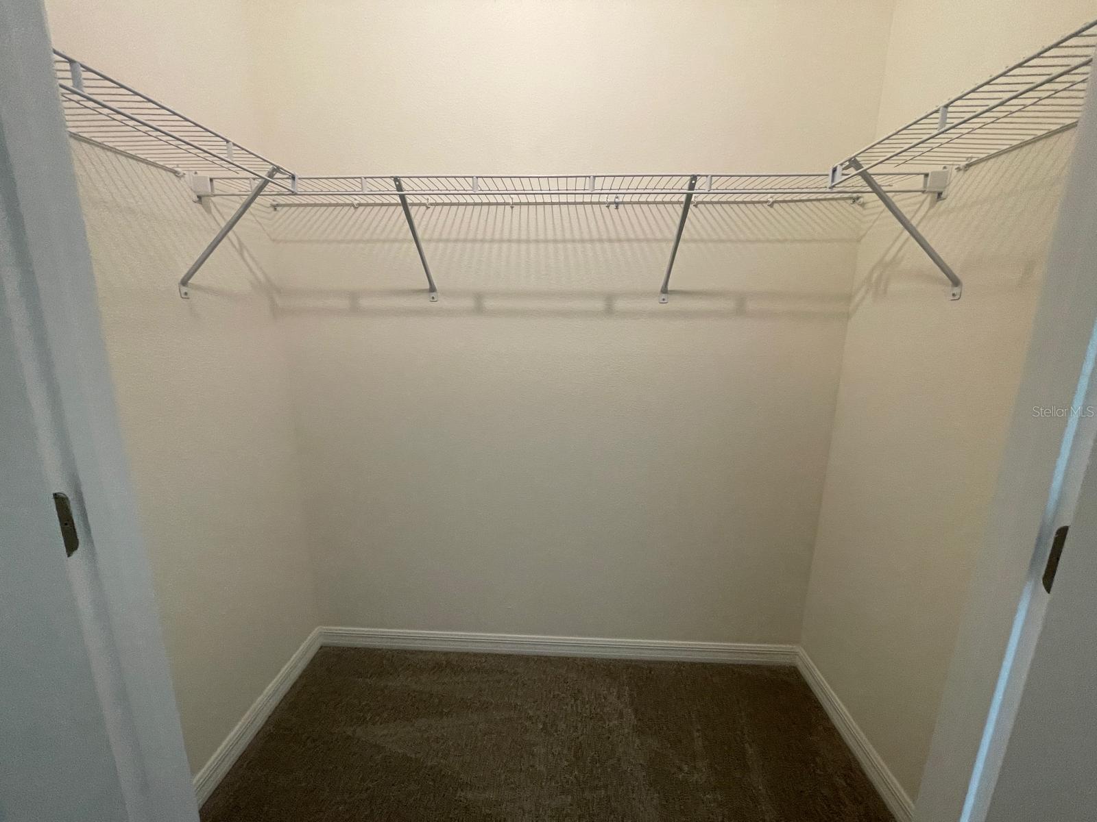 AVALON PARK WEST-NORTH PH 2 4 5 - Residential Lease