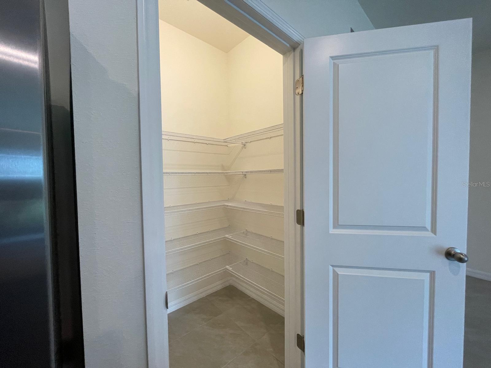 AVALON PARK WEST-NORTH PH 2 4 5 - Residential Lease